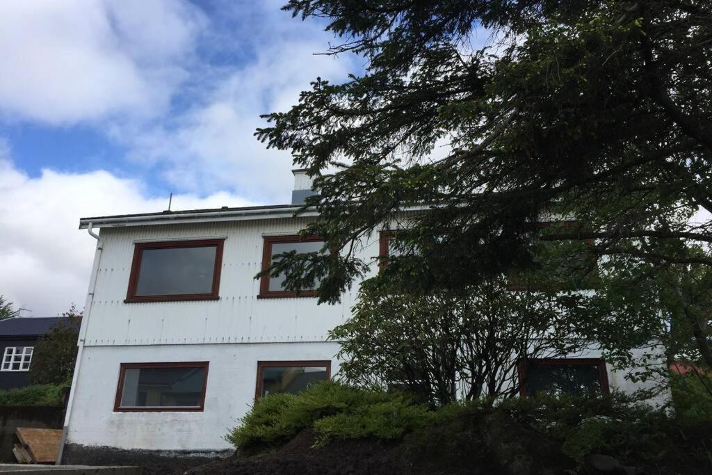 The Perfect Base In Torshavn Apartment Exterior foto